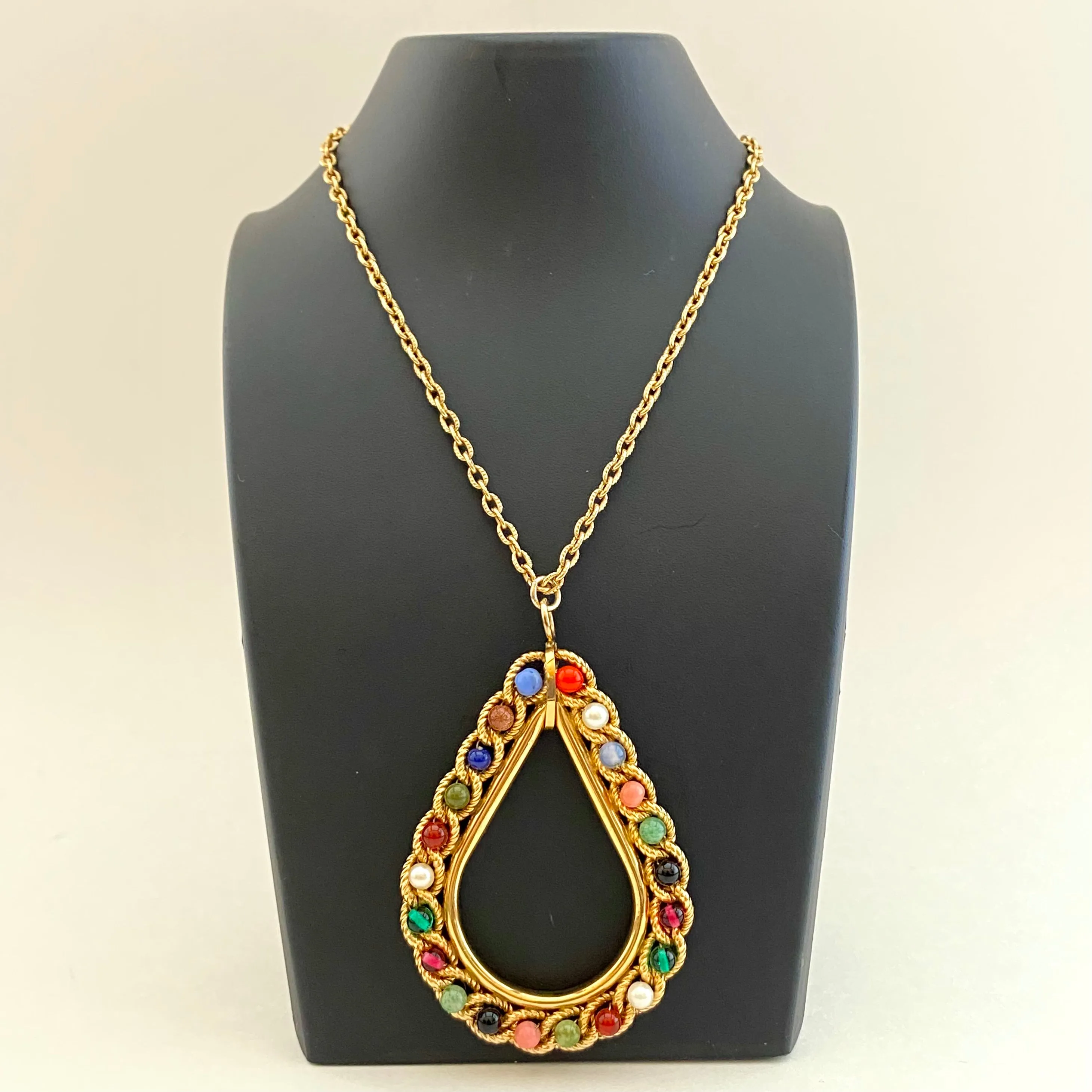 1970s Teardrop Pendant Necklace