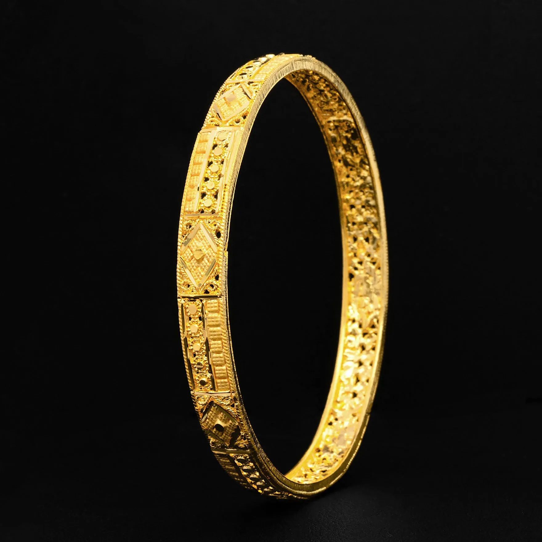 24ct Heavy Gold Plated Sunheri Bangle PGB78-022