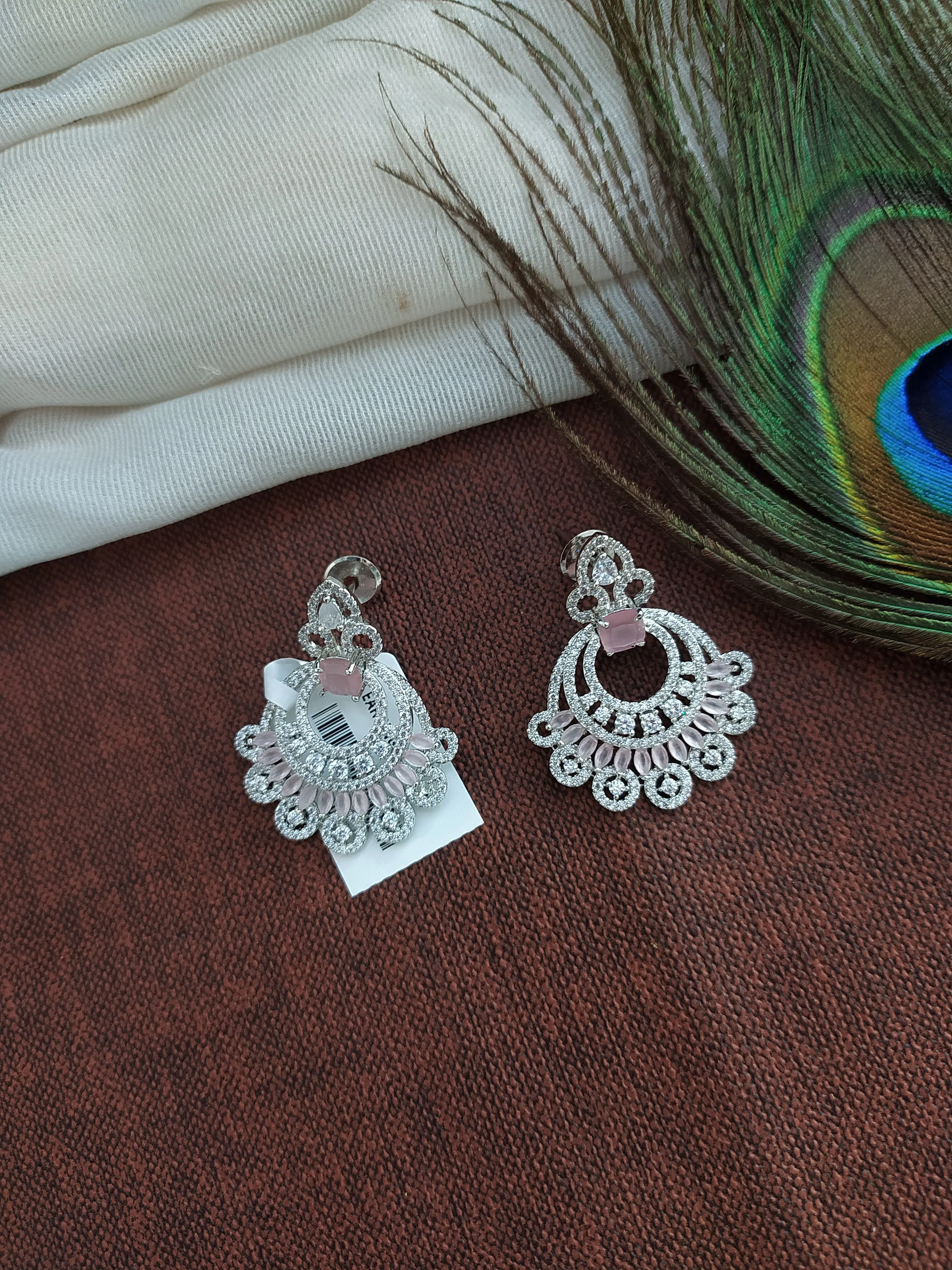 Adorable Classic Zircon Earrings
