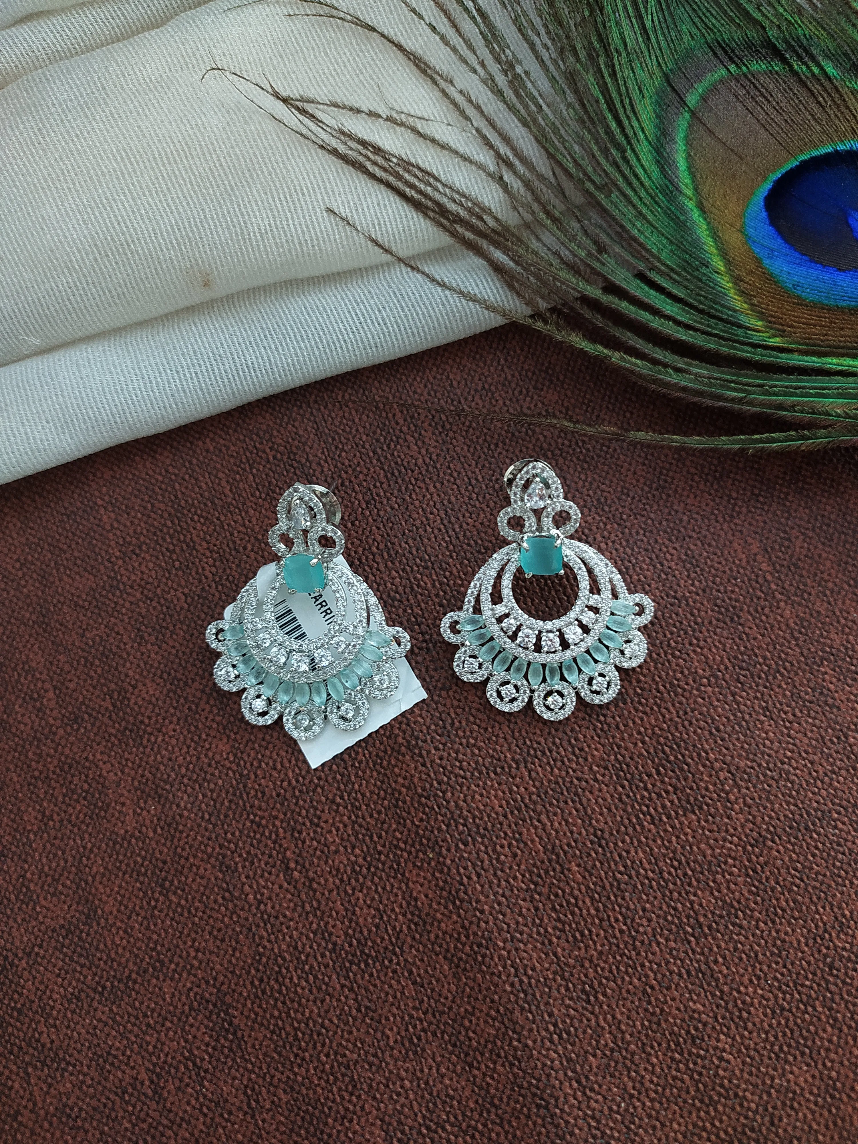 Adorable Classic Zircon Earrings