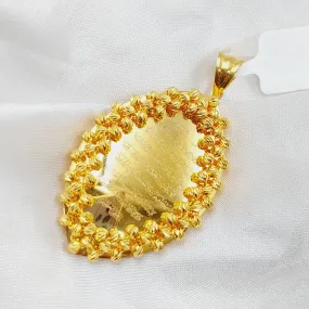 Al-Kursi Vrse Pendant
