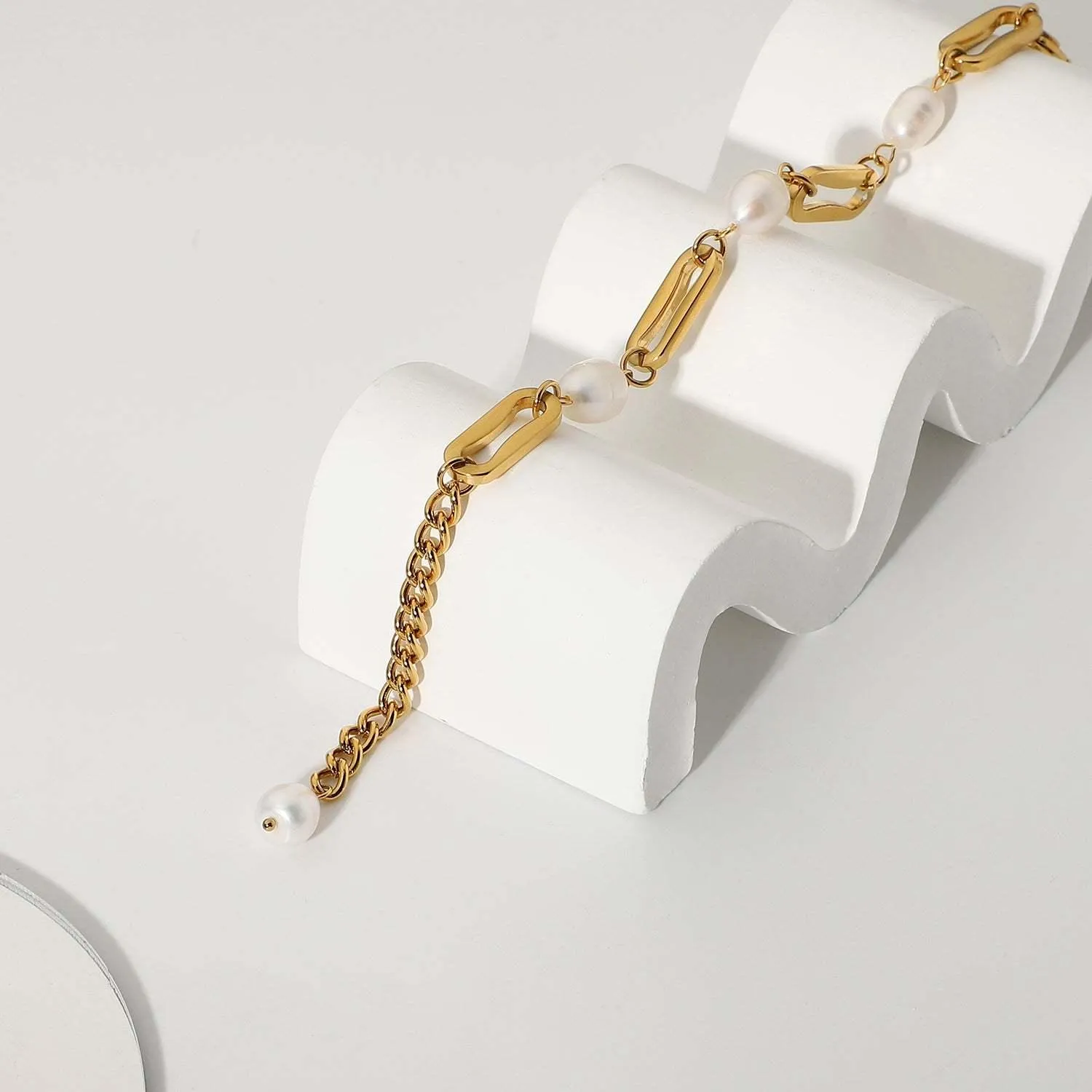 B13.18K Gold Baroque Rectangular Chain Spacer Pearl Bracelet