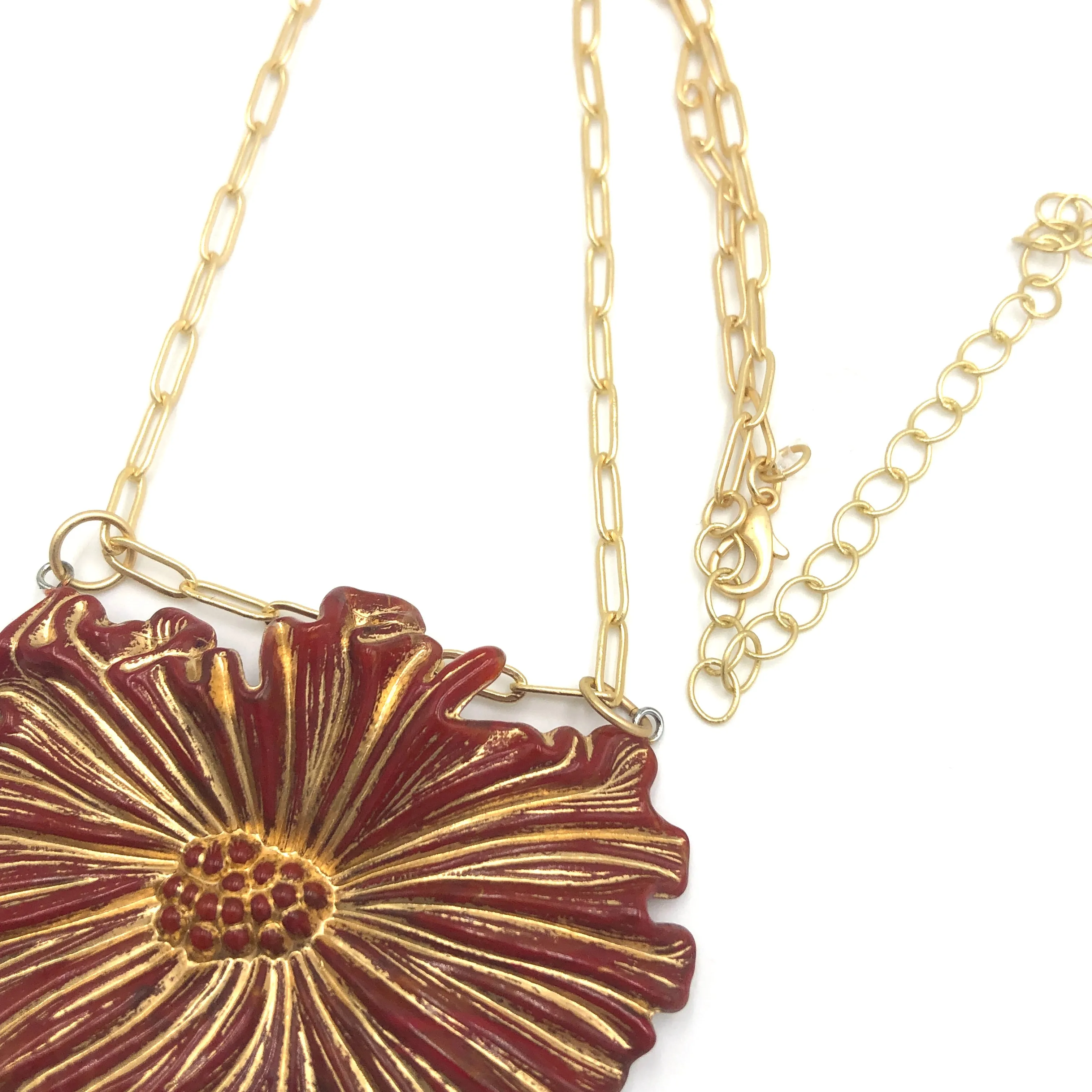 Cosmos Gilded Red Single Flower Necklace