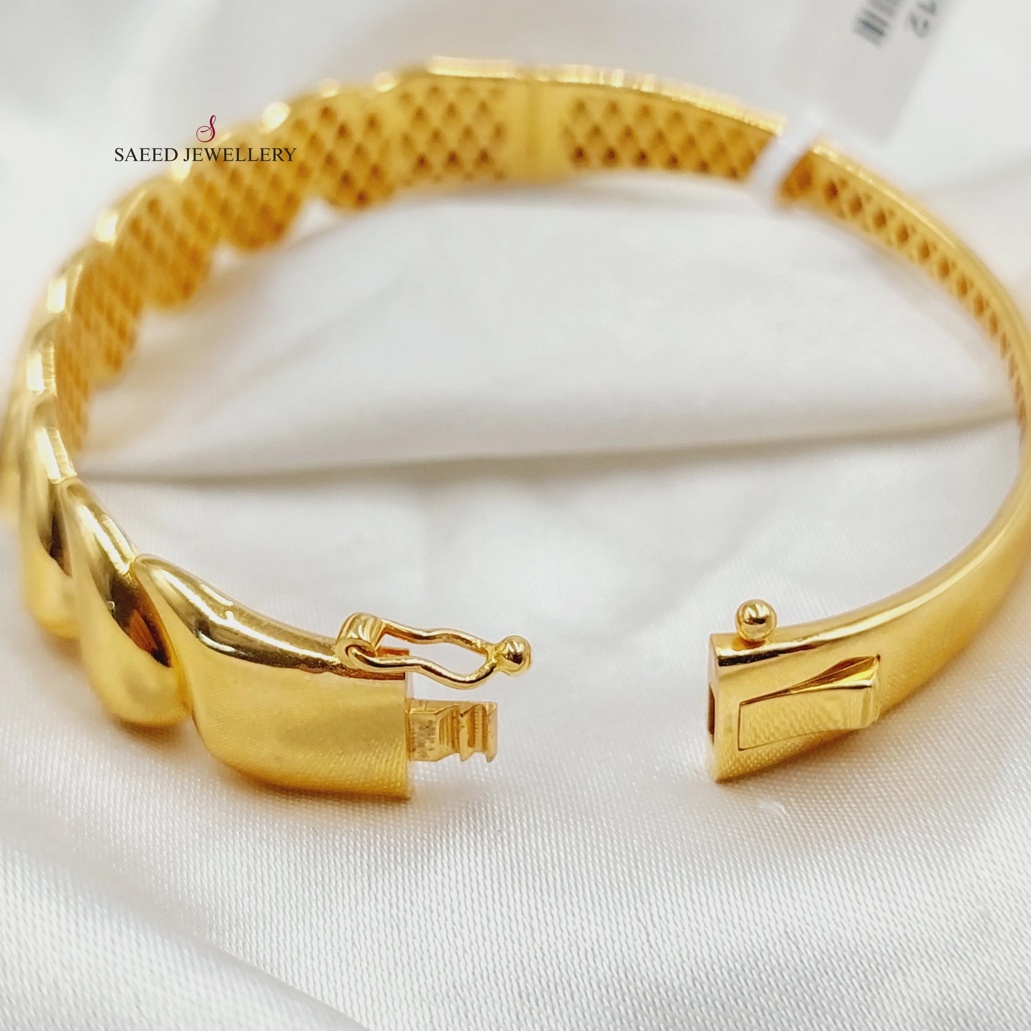 Deluxe Almond Bangle Bracelet