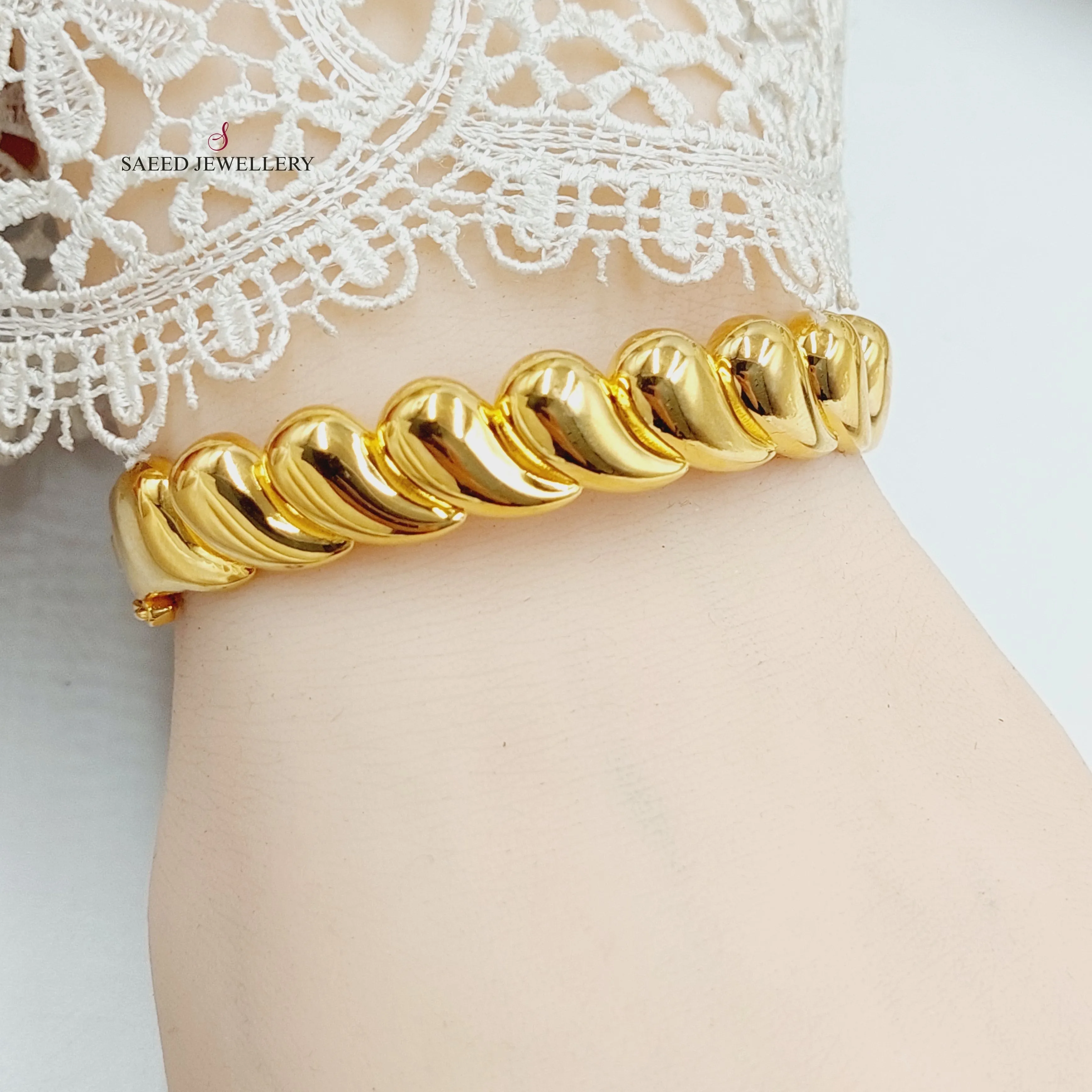 Deluxe Almond Bangle Bracelet