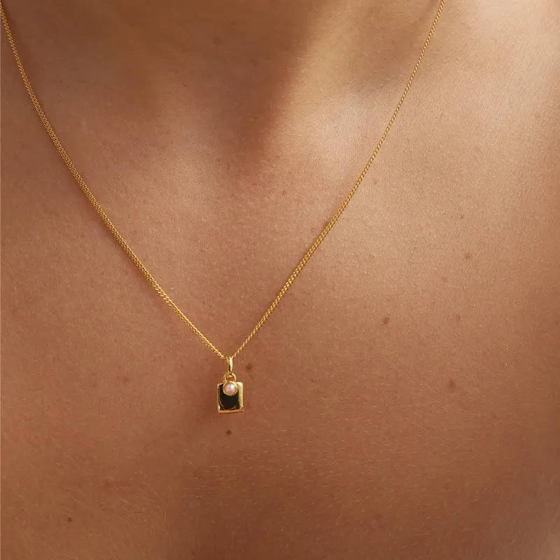 ENGRAVABLE AMETHYST BIRTHSTONE NECKLACE (FEBRUARY)