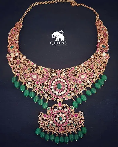 EXUBERANT KEMP NECKLACE