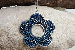 Flower Pendant Necklace