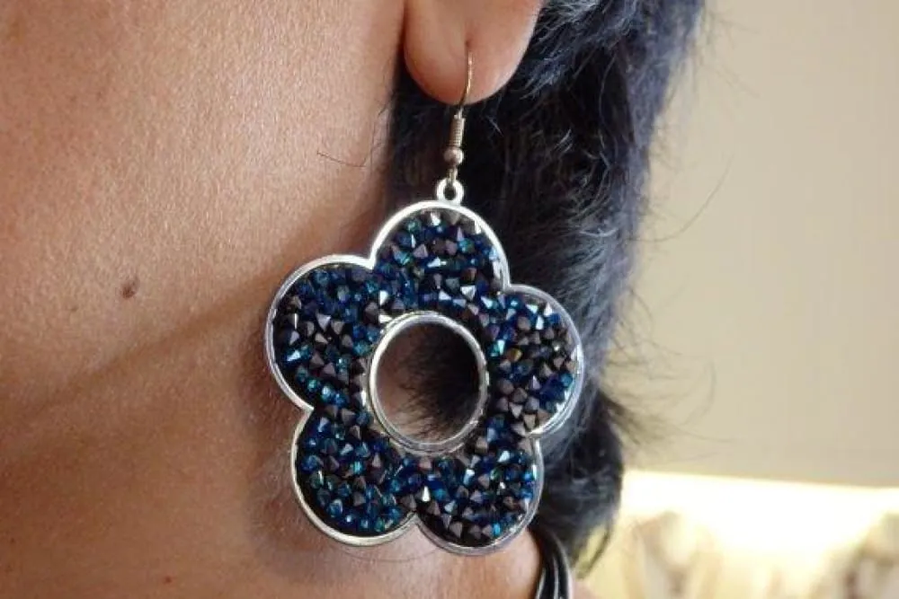 Flower Pendant Necklace