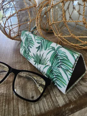 GLASSES CASE