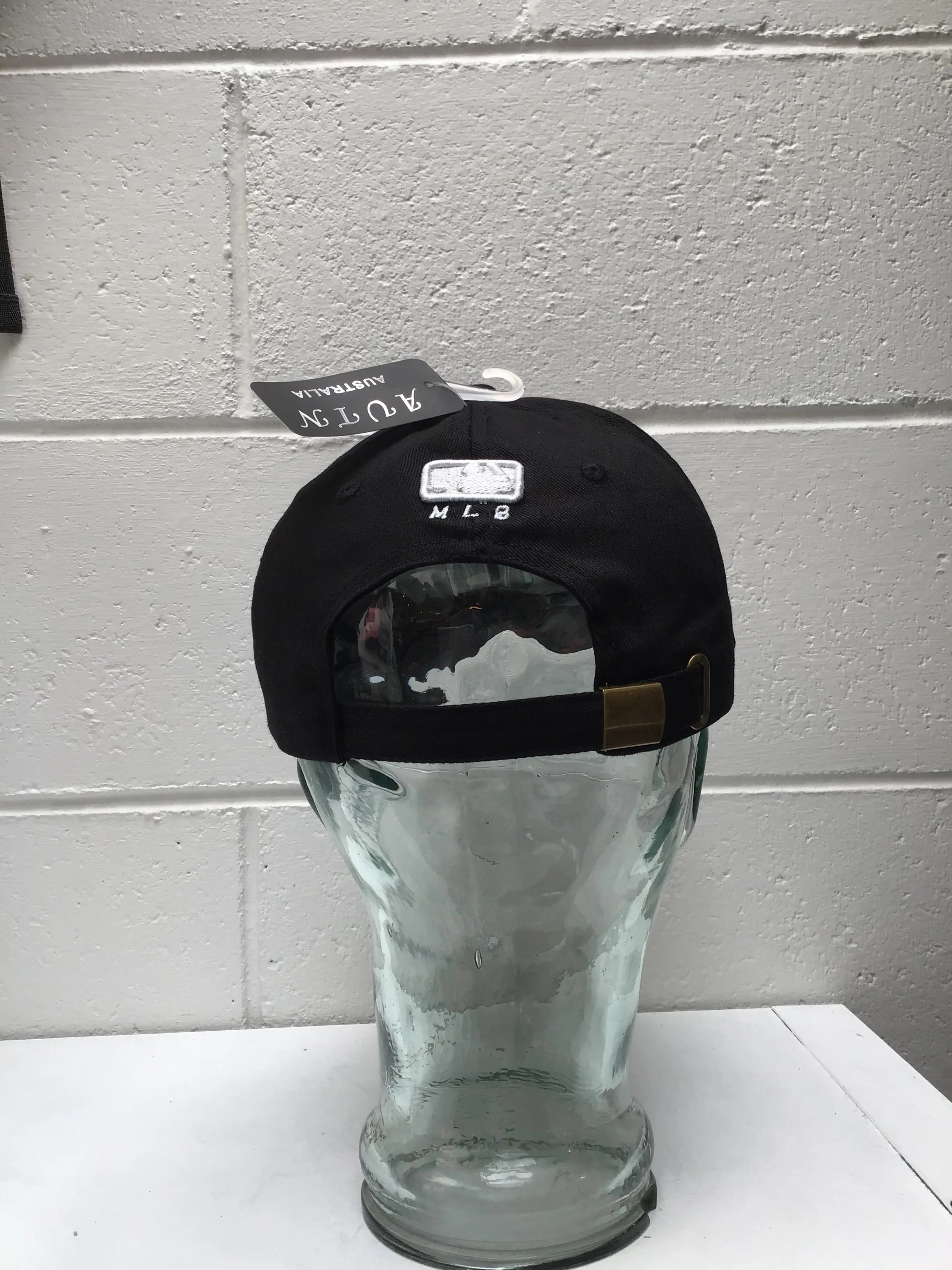 LA Cap Black