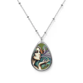 Lady Weedington Oval Necklace