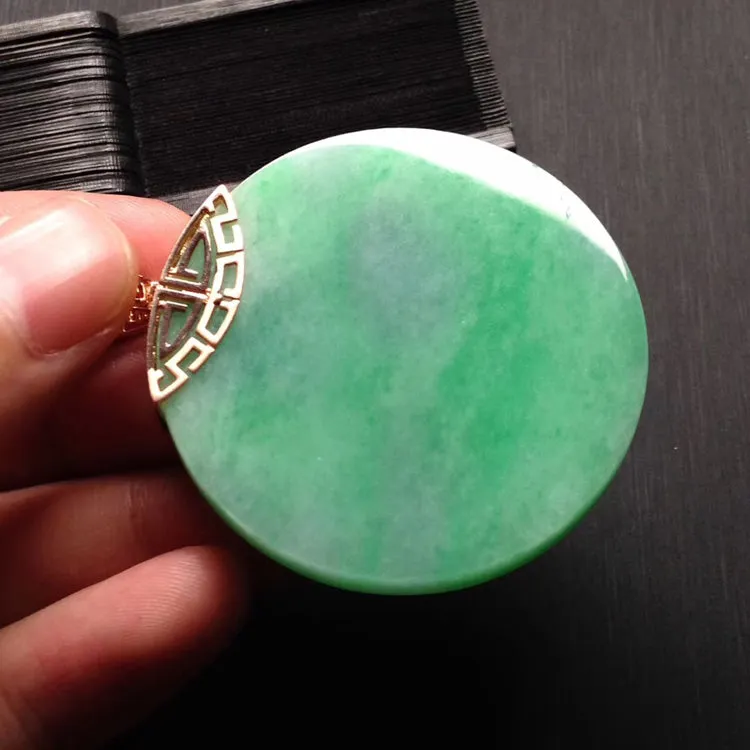 Natural Jade Pendant Jadeite Gold Pendant PT544