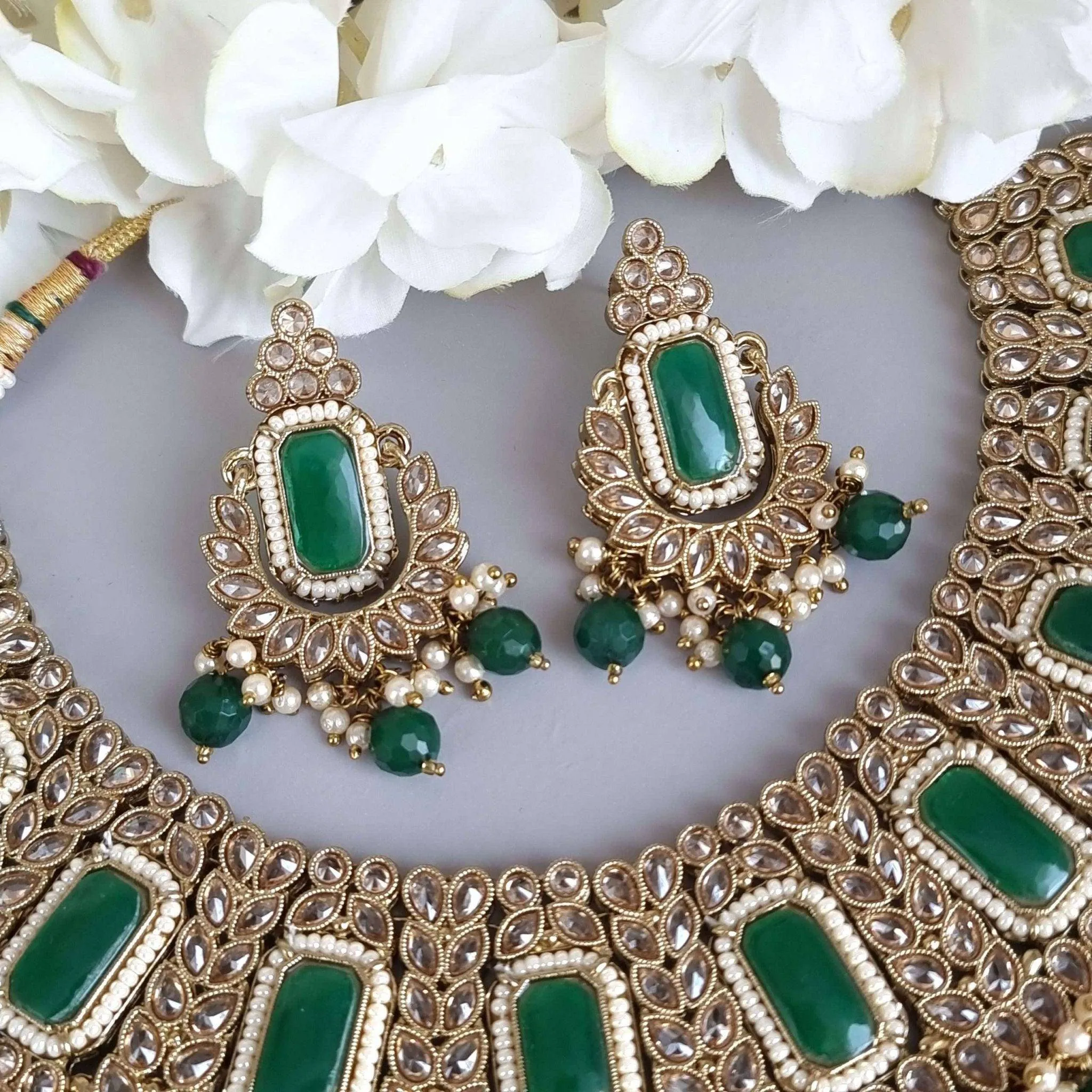 Neha Choker Necklace Set