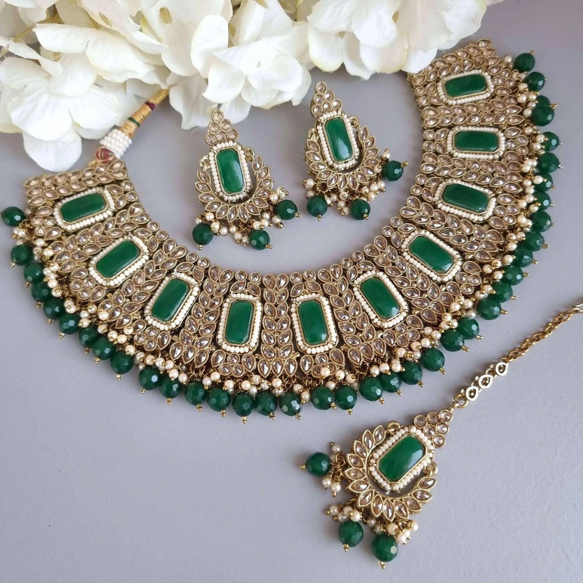 Neha Choker Necklace Set