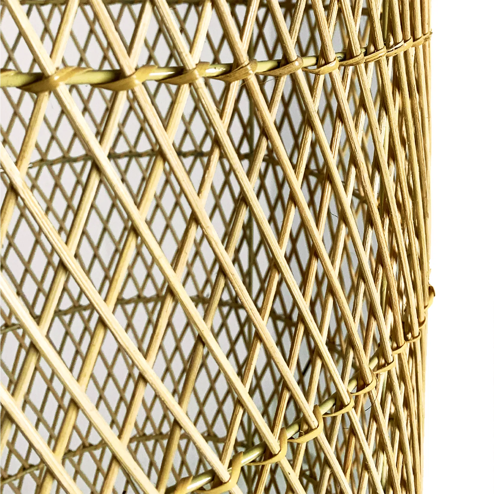 'Occi' Rattan Shaggy Pendant, Natural