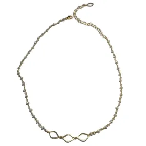 Pearl 3 Tiny Petals Choker