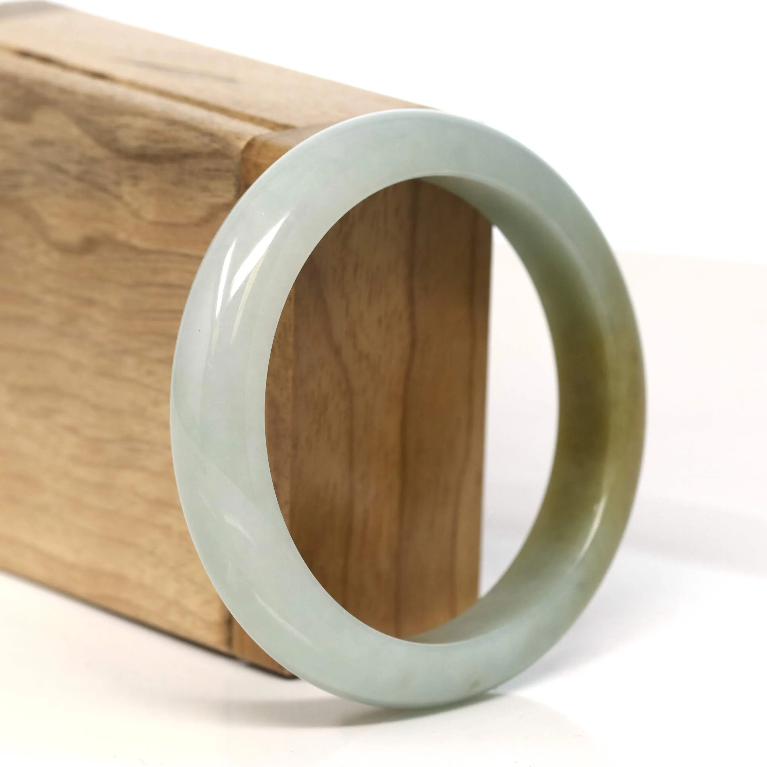 "Classic Princess Half Round" Yellow Jadeite Jade Bangle (56.7 mm) #T427