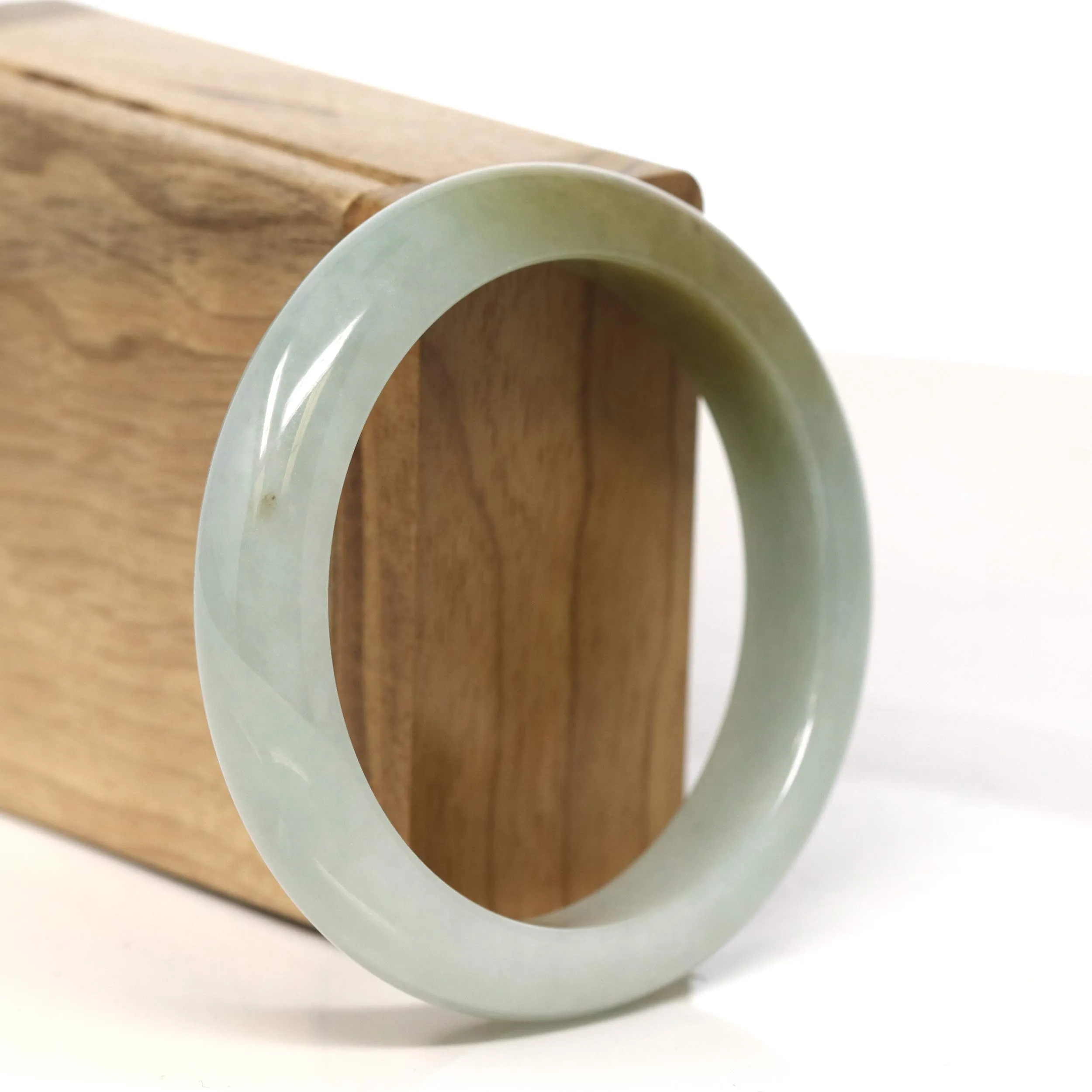 "Classic Princess Half Round" Yellow Jadeite Jade Bangle (56.7 mm) #T427