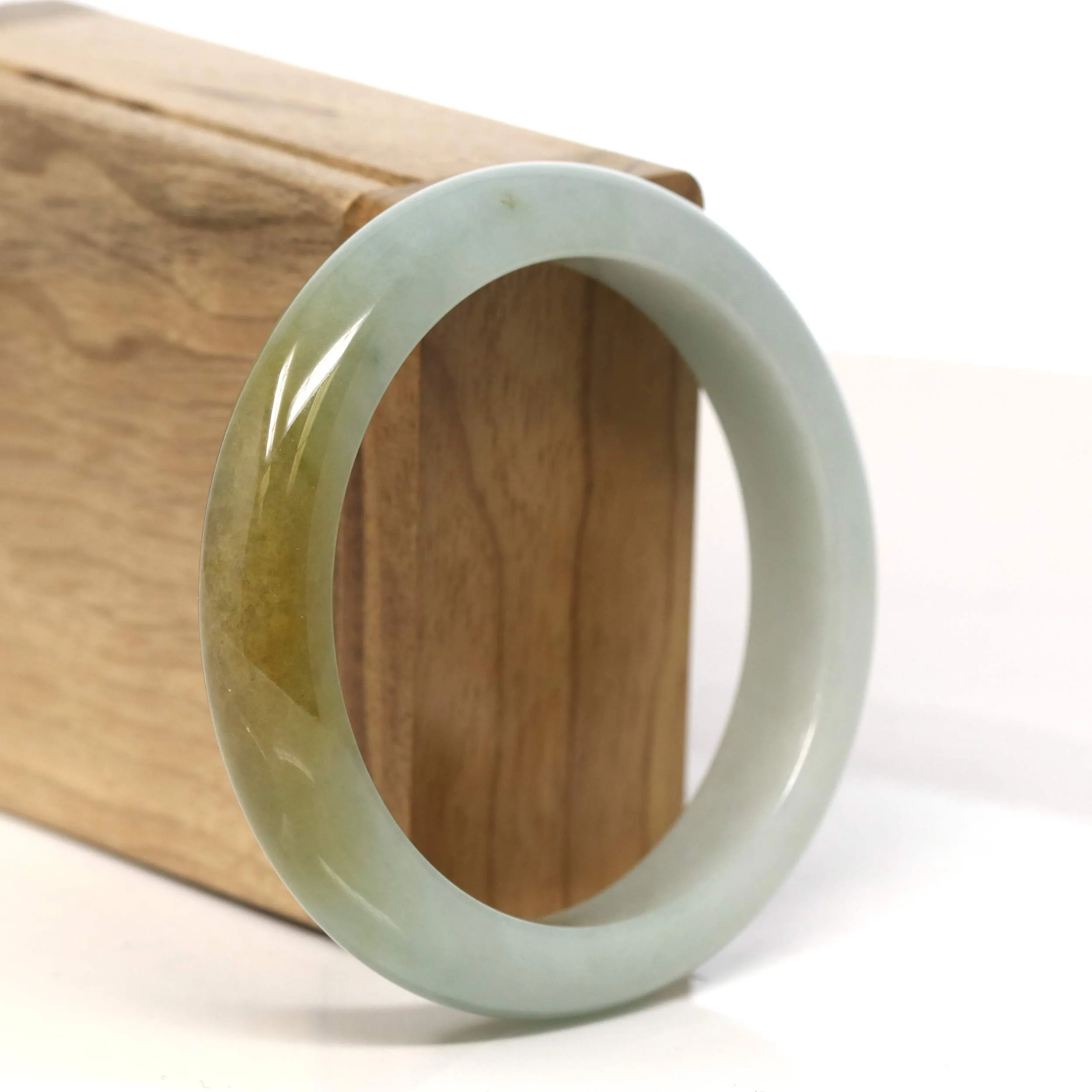 "Classic Princess Half Round" Yellow Jadeite Jade Bangle (56.7 mm) #T427