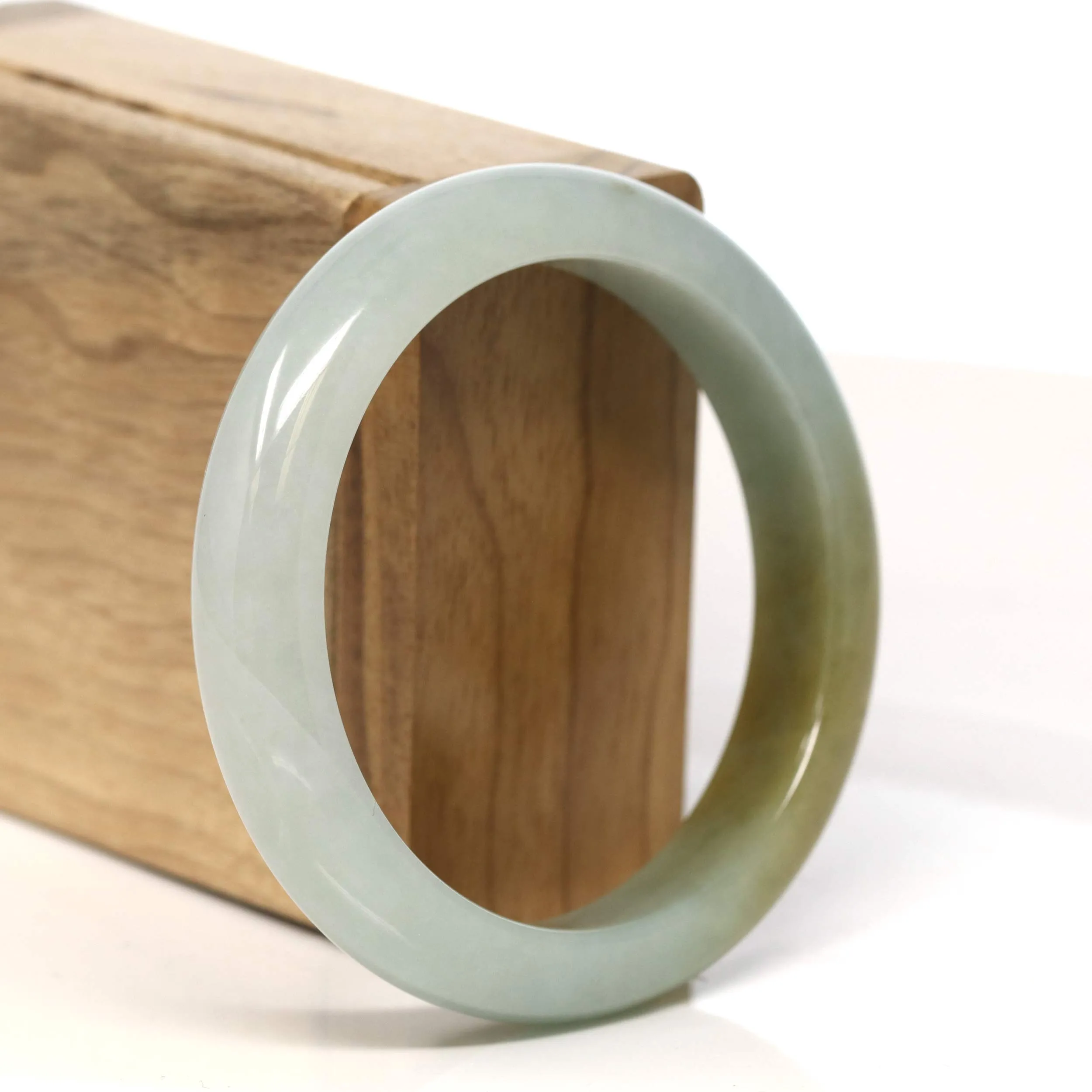 "Classic Princess Half Round" Yellow Jadeite Jade Bangle (56.7 mm) #T427