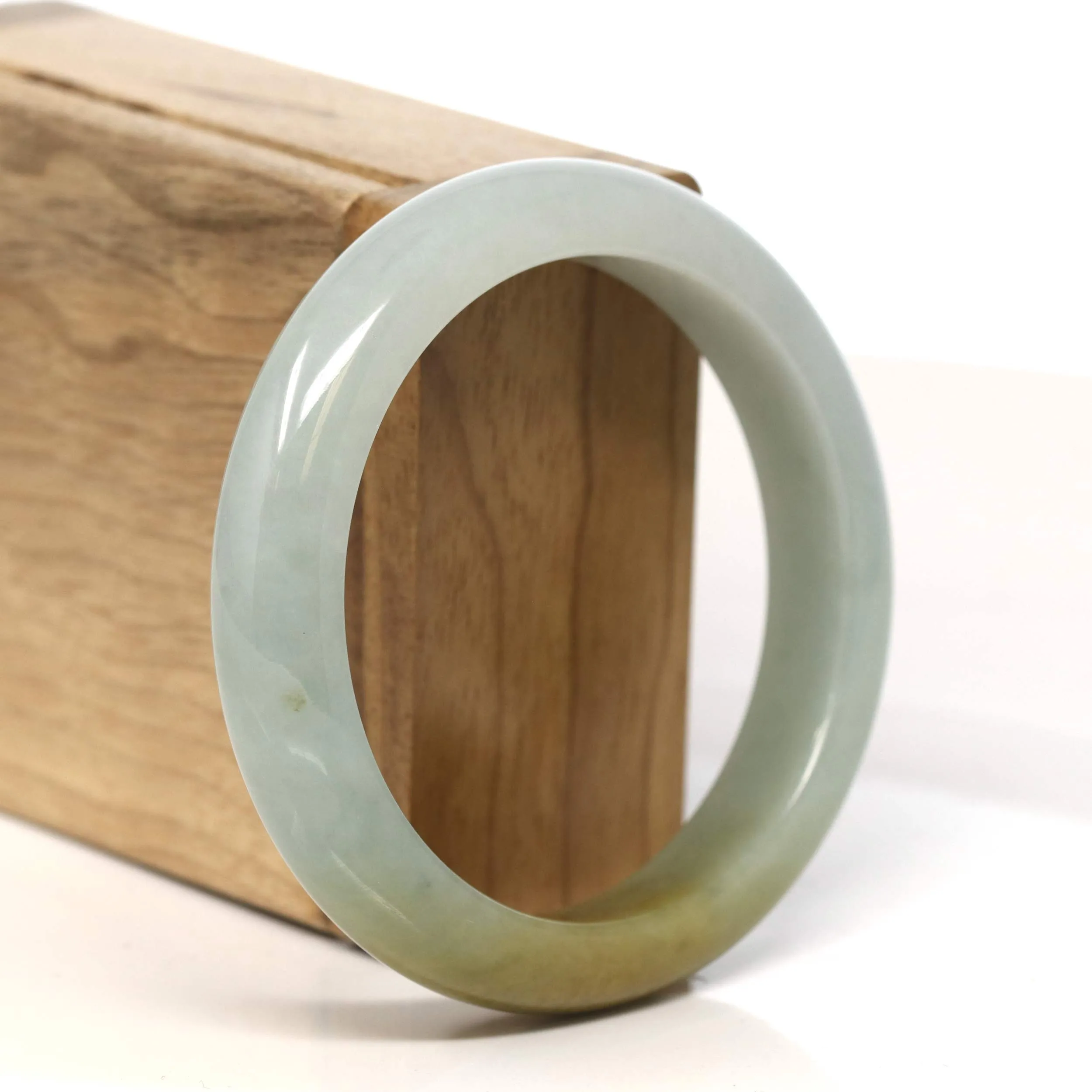 "Classic Princess Half Round" Yellow Jadeite Jade Bangle (56.7 mm) #T427