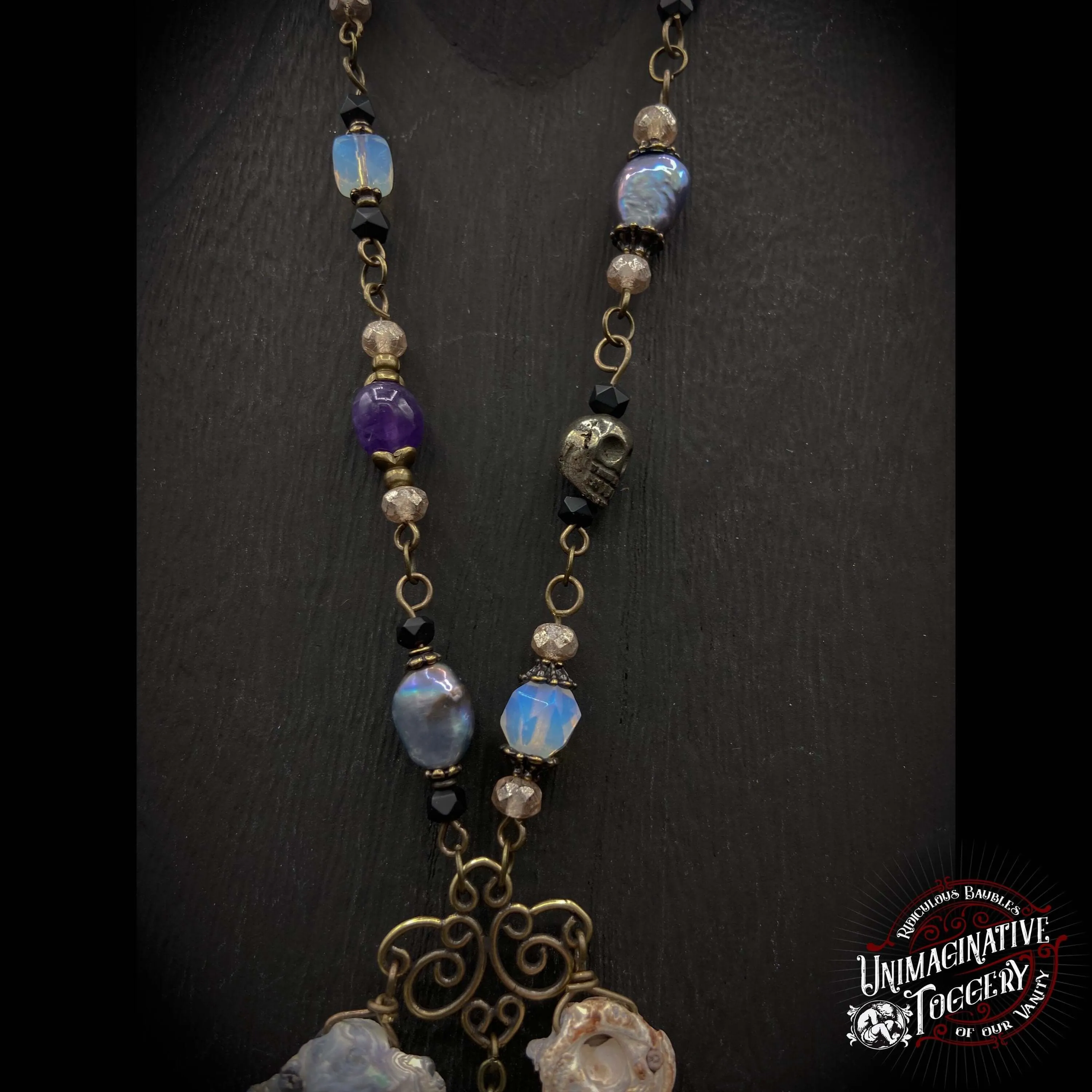 Raw necklace