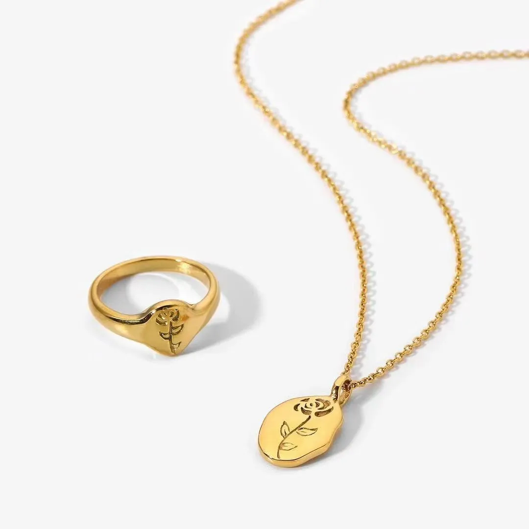 Rose Pendant Necklace