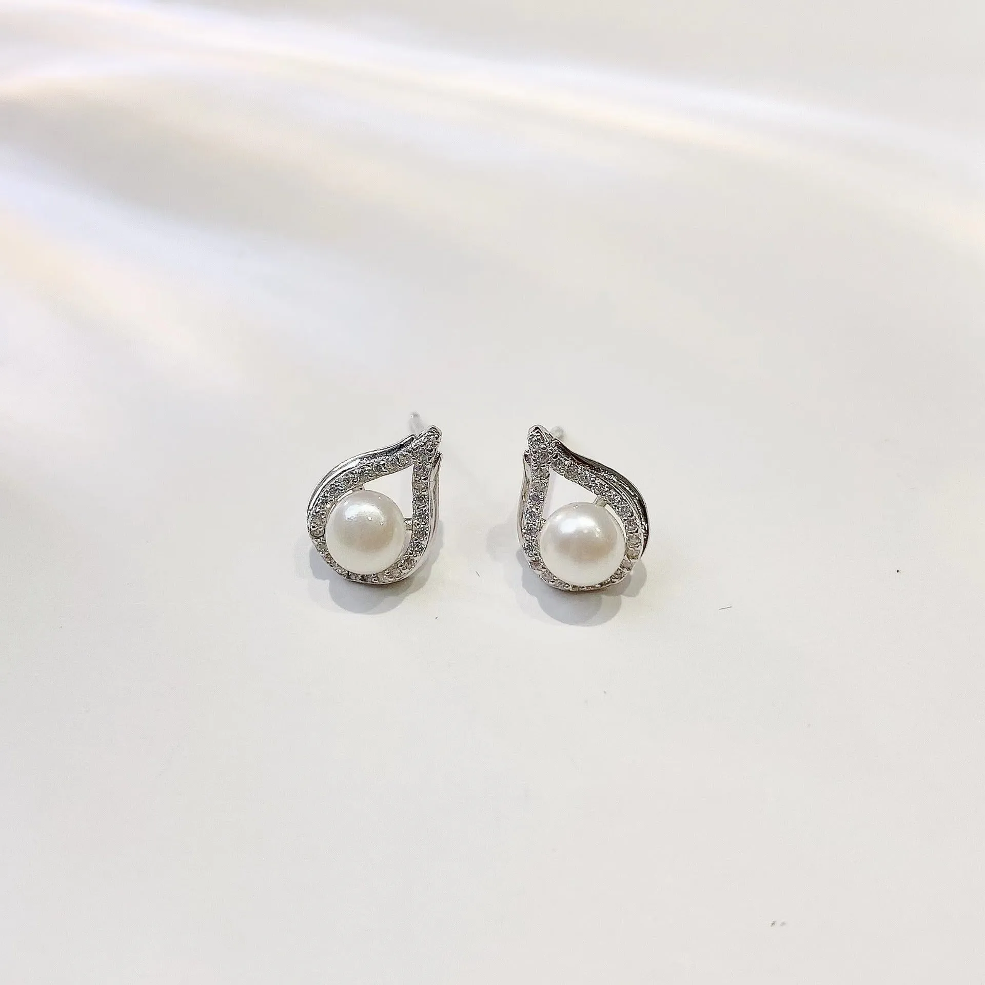 Small Drop with Pearl Silver Studs Earrings for Women