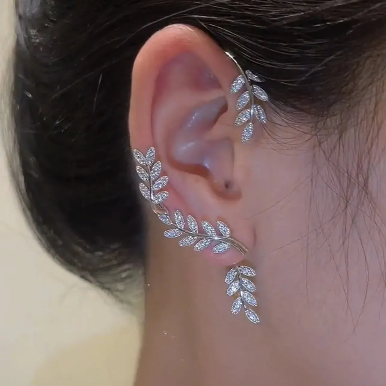 Sparkling Zircon Flower Butterfly Ear Bone Clip for Women Without Piercing Tassel Ear Cuff Clip Earrings Wedding Jewelry