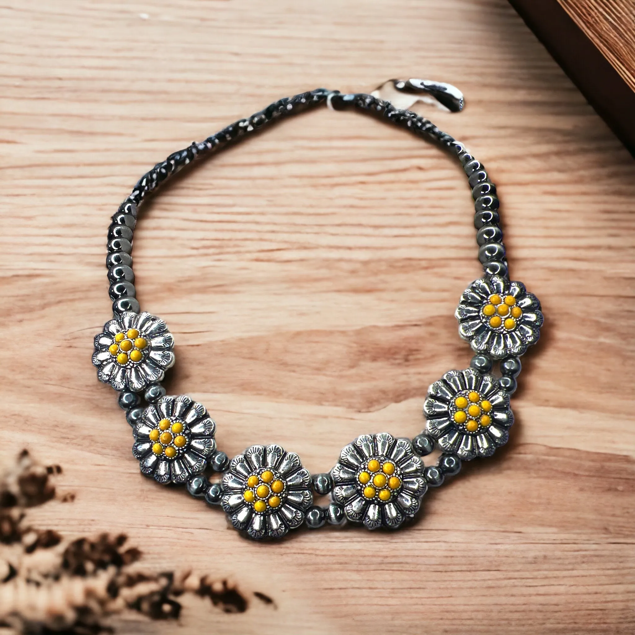Sunrise Choker Set