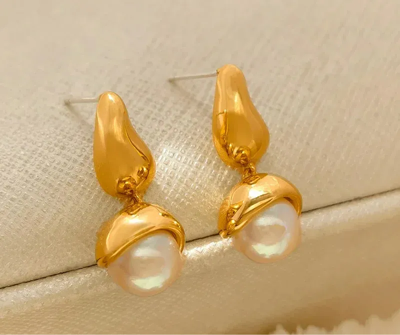 VAIGE Golden Pearl Elegance Dangle Earrings