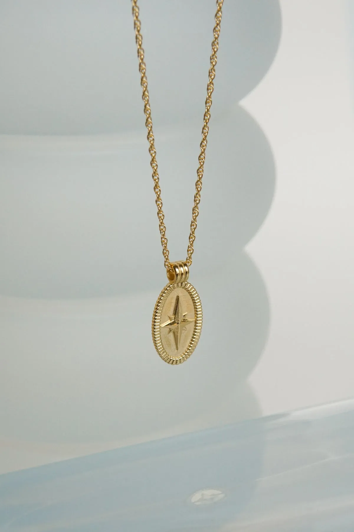 Wander pendant gold plated