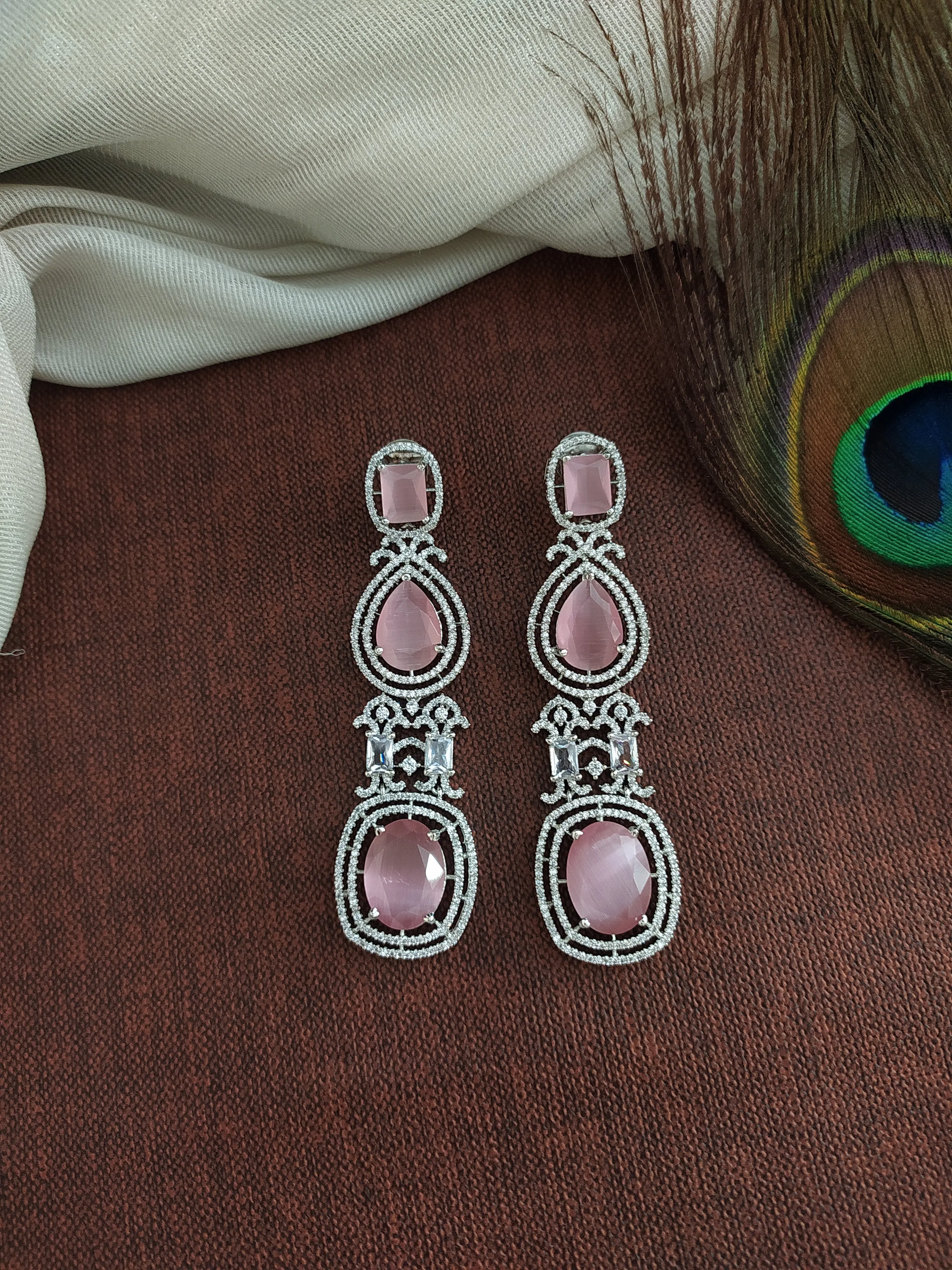 Zircon Layered Necklace Set in Pastel Baby Pink
