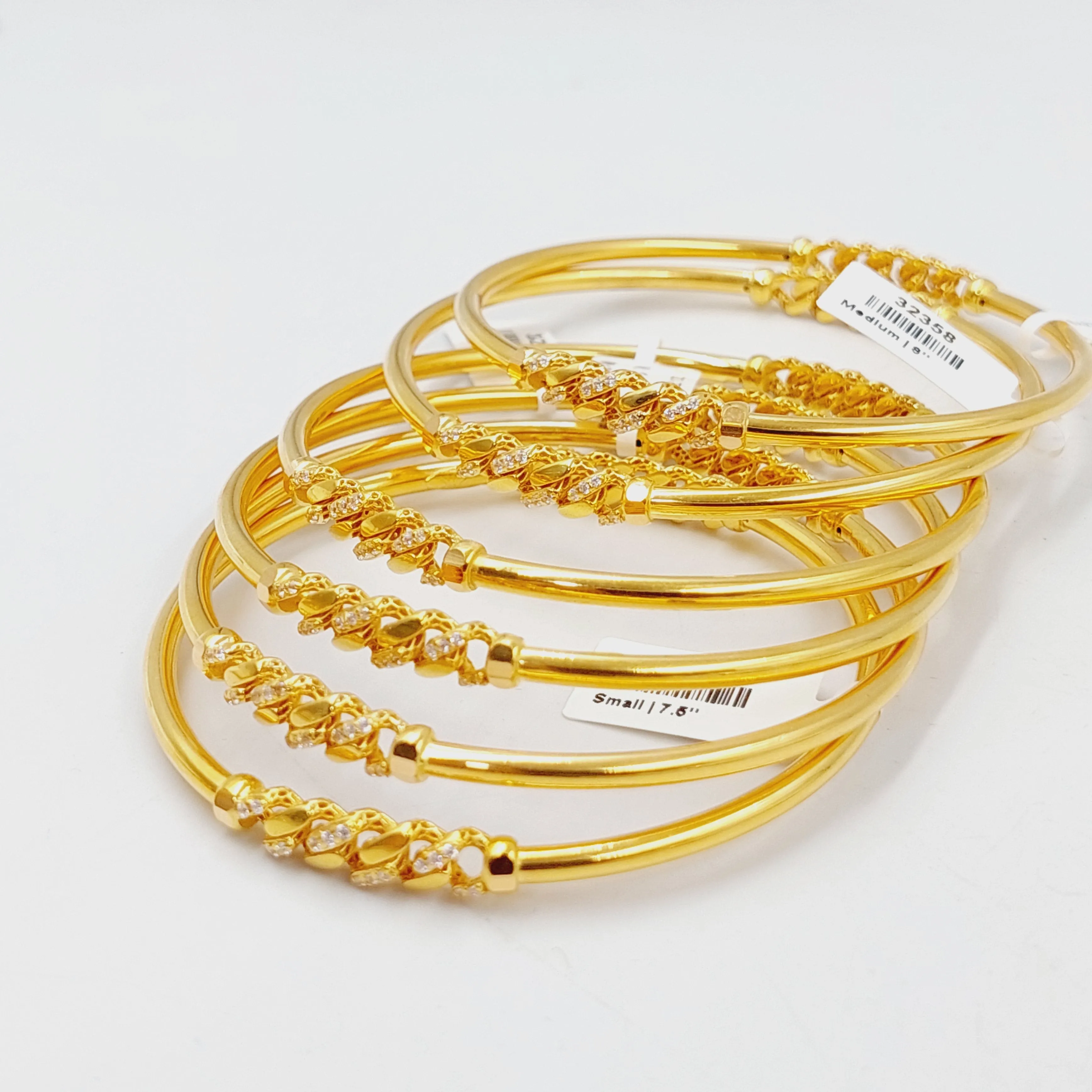 Zircon Studded Figaro Bangle